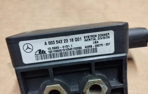 Chrysler Crossfire ESP acceleration yaw rate sensor A0035422318