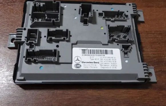 Mercedes-Benz E W213 Trunk lid opening control unit 