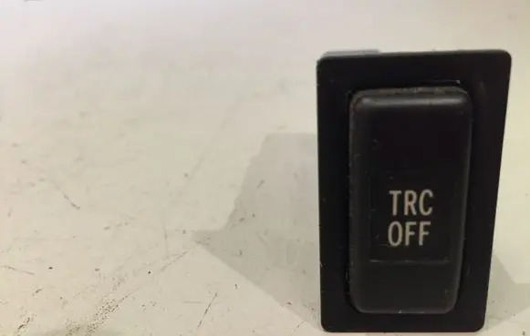Traction control (ASR) switch
