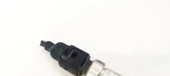 Air conditioning (A/C) pressure sensor