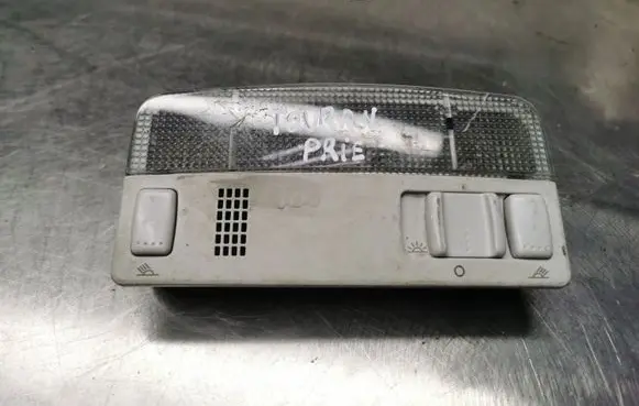 Volkswagen Touran I Front seat light 3B0947105C