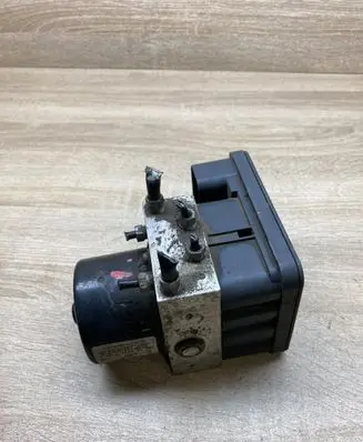 Volvo V50 ABS Pump 30736589A 30736588 4N512C405EC