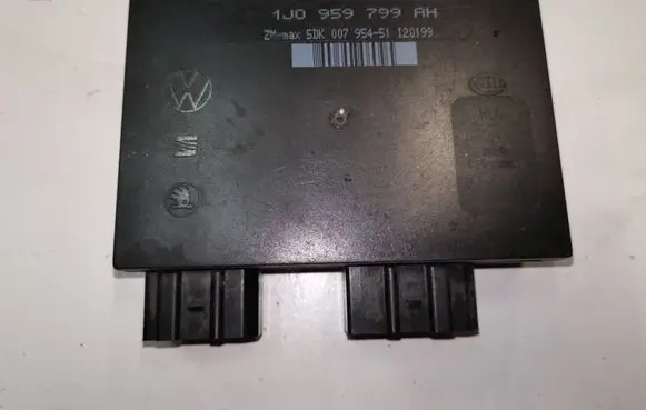 Volkswagen PASSAT B5 Comfort/convenience module 1J0959799AH