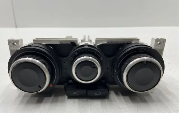 Volkswagen Golf V Climate control unit 1J0820045F 901511210000 657837L04