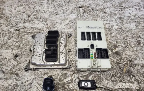 BMW 3 F30 F35 F31 Engine ECU kit and lock set 9314234
