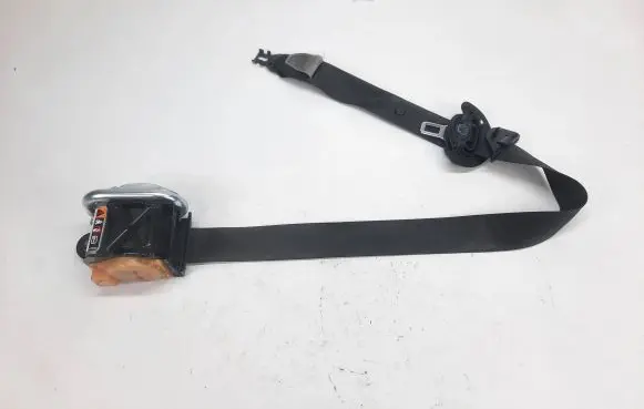 Opel Mokka Front seatbelt 95403052