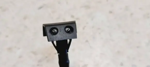 Windshield washer spray nozzle
