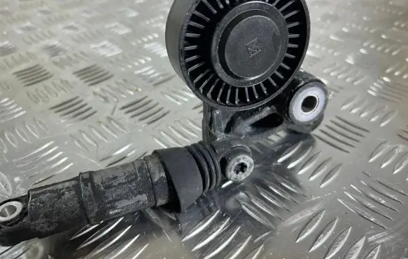 Audi Q7 4L Generator/alternator belt tensioner 059145201 F23568903