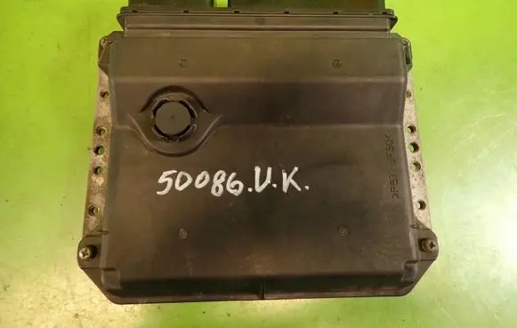 Toyota Avensis T270 Engine control unit/module ECU