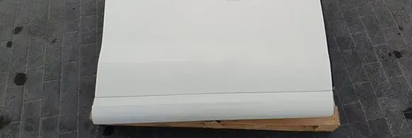 Maserati Levante Front door 