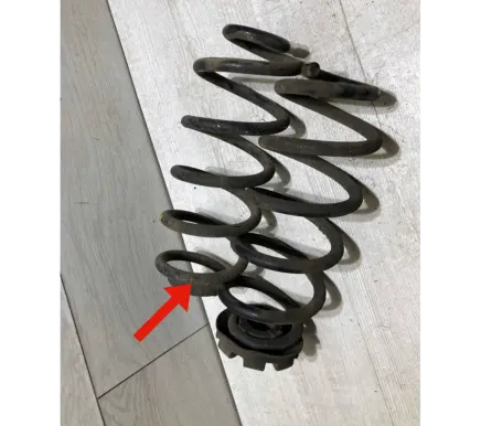 Renault Twingo III Rear coil spring