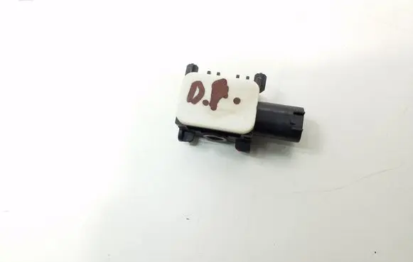 Mercedes-Benz GL X164 Airbag deployment crash/impact sensor A0038202826