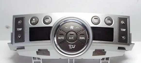 Toyota Verso Air conditioner control unit module 559000F091