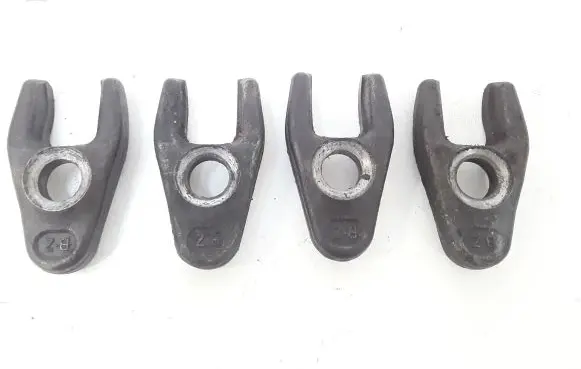 Nissan Primera Fuel Injector clamp holder
