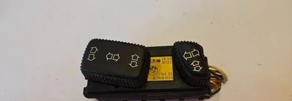BMW 7 E38 Seat control switch 8368934