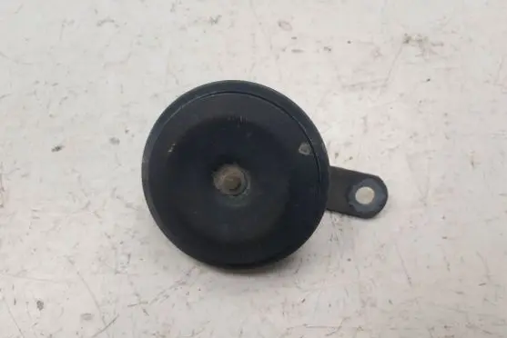 Toyota Yaris Horn signal A28-657625