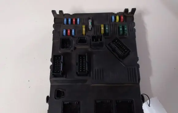 Peugeot 407 Comfort/convenience module 9655708480 S03