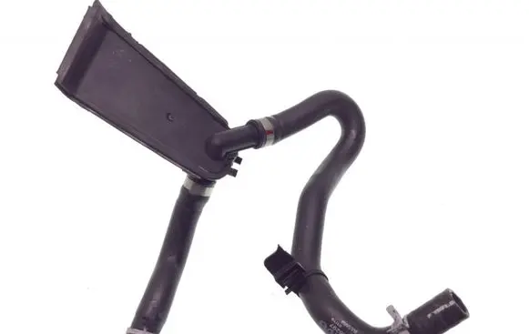 Volvo XC90 Engine coolant pipe/hose 31338297