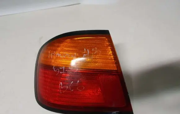 Nissan Primera Rear/tail lights