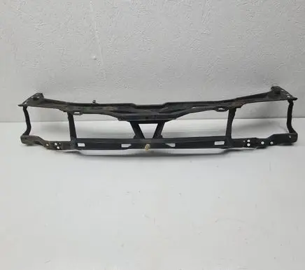 Volkswagen PASSAT B4 Top upper radiator support slam panel 