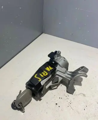 Toyota Yaris Ignition lock 897830D010