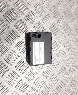 Mercedes-Benz B W245 Gateway control module A1695403945 A1694420027