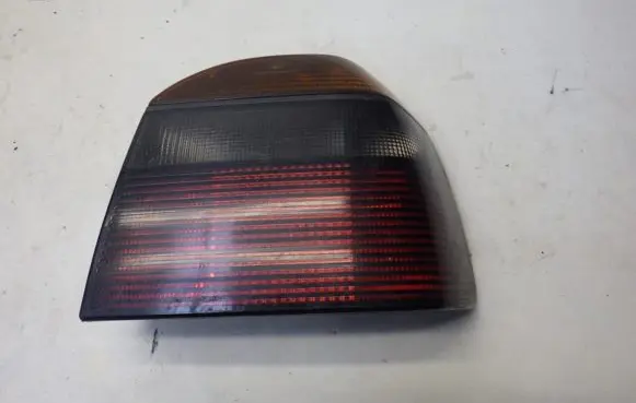 Volkswagen Golf III Rear/tail lights 1H6945112