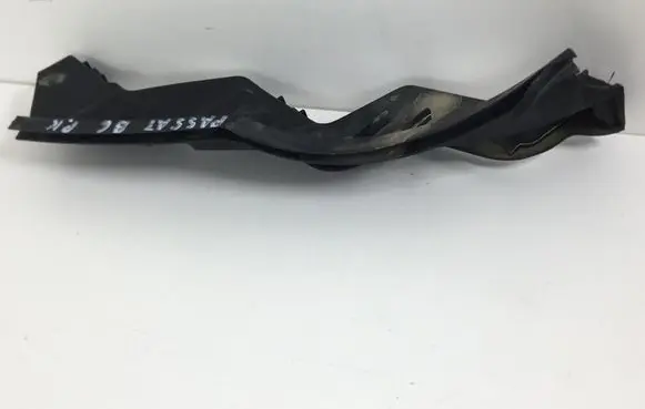 Volkswagen PASSAT B6 Front bumper mounting bracket 3C0807889