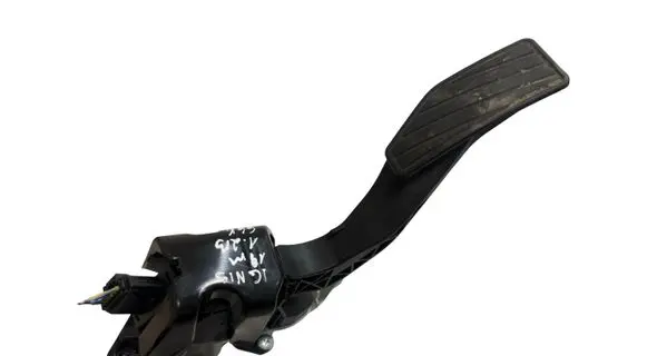 Suzuki Ignis Accelerator throttle pedal 4940062R90 6PV31209403