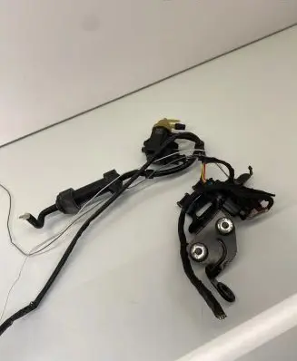 Volkswagen PASSAT B6 Turbo solenoid valve 1K0906627B 4011464A 03G129808C