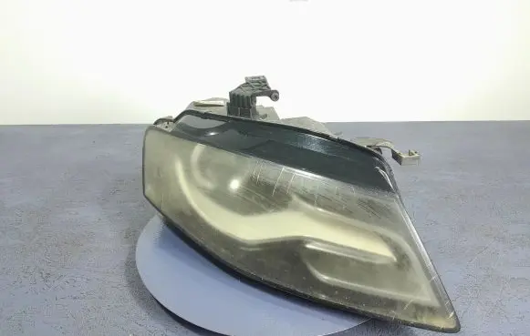 Audi A4 S4 B8 8K Headlight/headlamp 8K0941004P