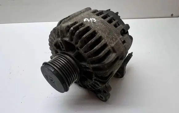 Skoda Octavia Mk2 (1Z) Generator/alternator 06F903023Q