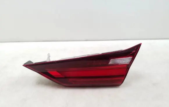 BMW 1 F40 Tailgate rear/tail lights 7450652