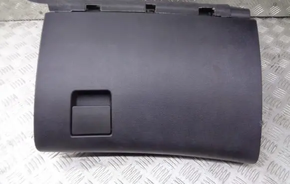 Opel Insignia A Glove box