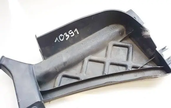 Audi TT TTS Mk2 Wiper trim 8j2819979