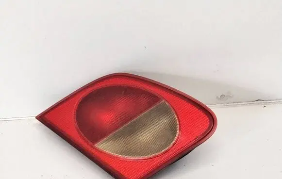 Mercedes-Benz E W210 Tailgate rear/tail lights A2108200964 4267 197503