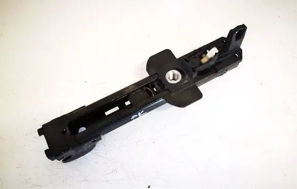 Audi Q7 4L Seat belt adjustment rail 8e0857833f