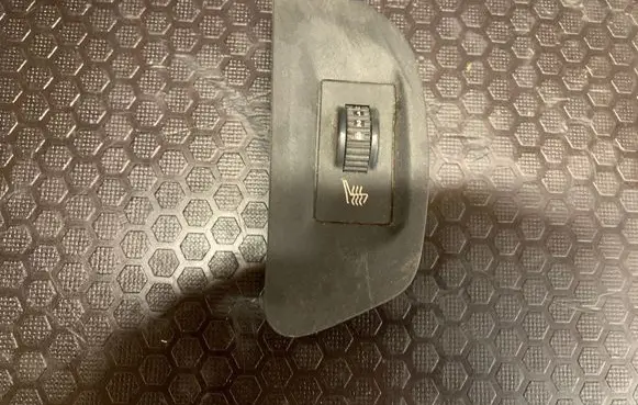Peugeot 407 Seat heating switch 5174518