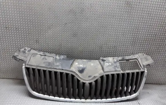 Skoda Roomster (5J) Front bumper upper radiator grill 5JD853651B