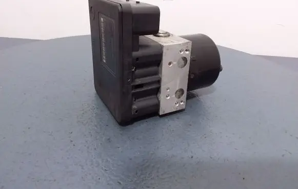 Mazda 3 I ABS Pump 6N61-2C405-AA