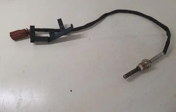 Exhaust gas temperature sensor