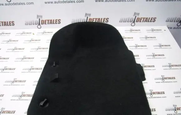 Trunk/boot side trim panel