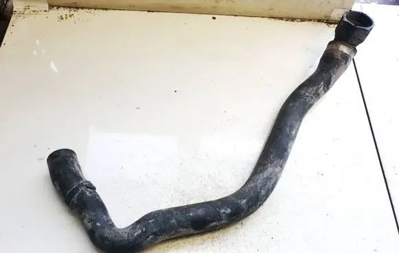 Volkswagen PASSAT B8 Engine coolant pipe/hose 5q0122291at