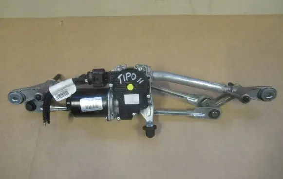 Fiat Tipo Front wiper linkage and motor