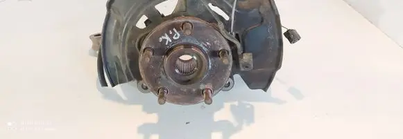 Toyota RAV 4 (XA30) Front wheel hub