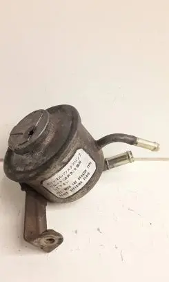 Toyota Land Cruiser (BJ70) Power steering fluid tank/reservoir