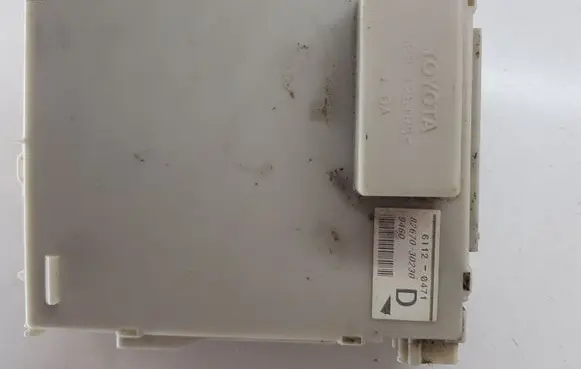 Lexus GS 300 350 430 450H Fuse module 8267030230 61120471