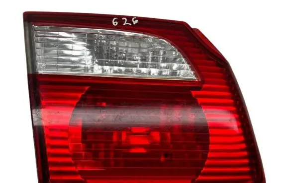 Mazda 626 Tailgate rear/tail lights 13261922 P21W12V21W