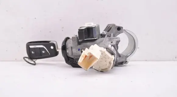 Toyota Yaris Ignition lock 8978202010 6253440000