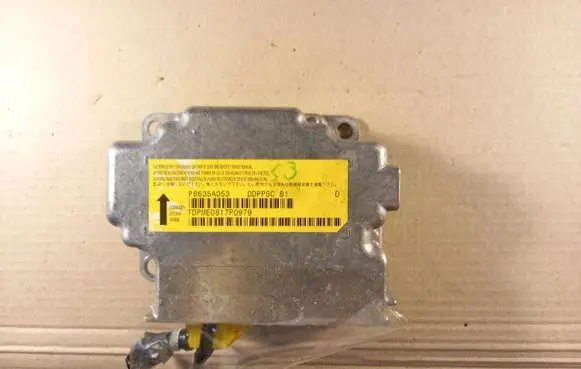 Peugeot 4007 Airbag control unit/module P8635A053